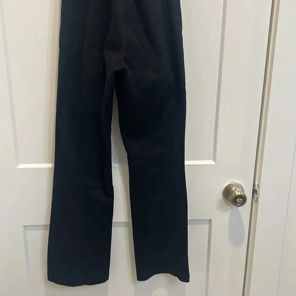 Urban Outfitters black  jumpsuit size small. In great condition! - Picture 9 of 13